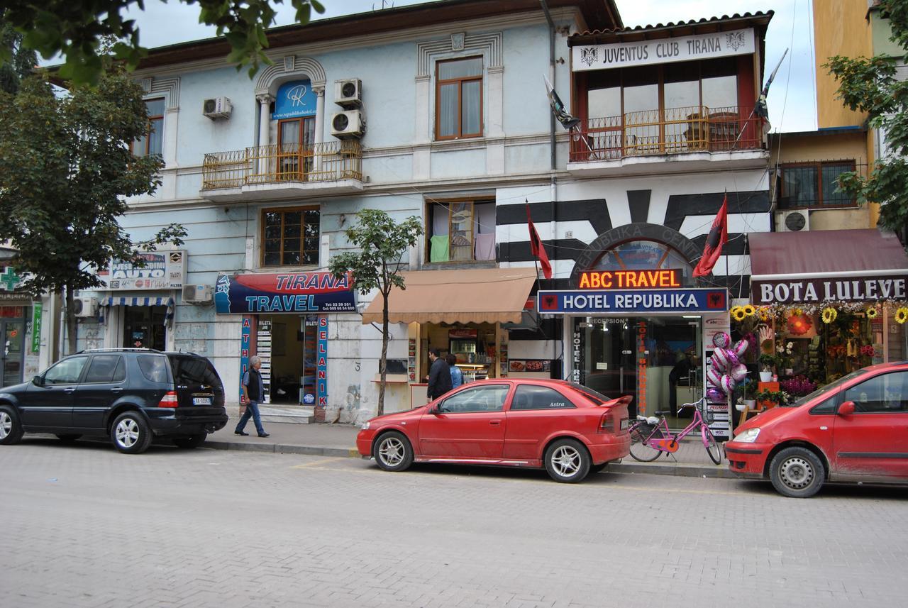 Hotel Republika Tirana Zewnętrze zdjęcie