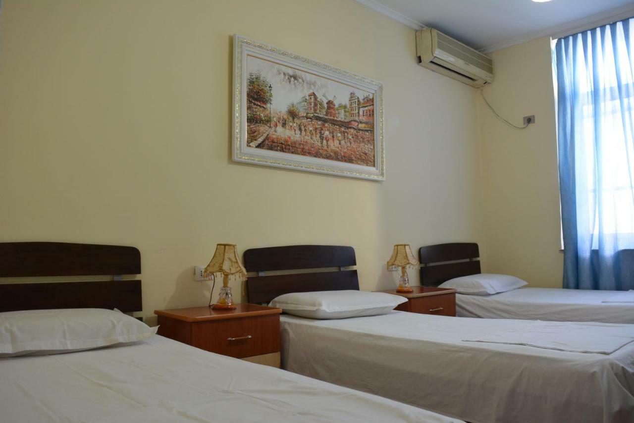 Hotel Republika Tirana Zewnętrze zdjęcie